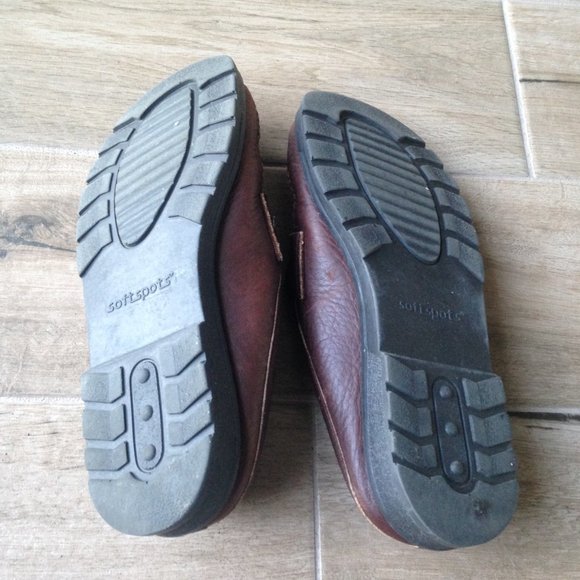 Softspots Leather Slip-On Loafers - Picture 3 of 4